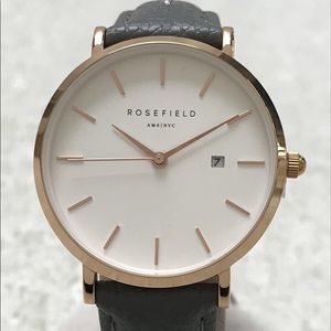 Rosefield The September Issue watch in dark green.